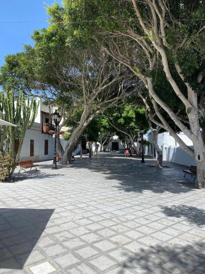 Las Nieves Suites Teguise  Bagian luar foto