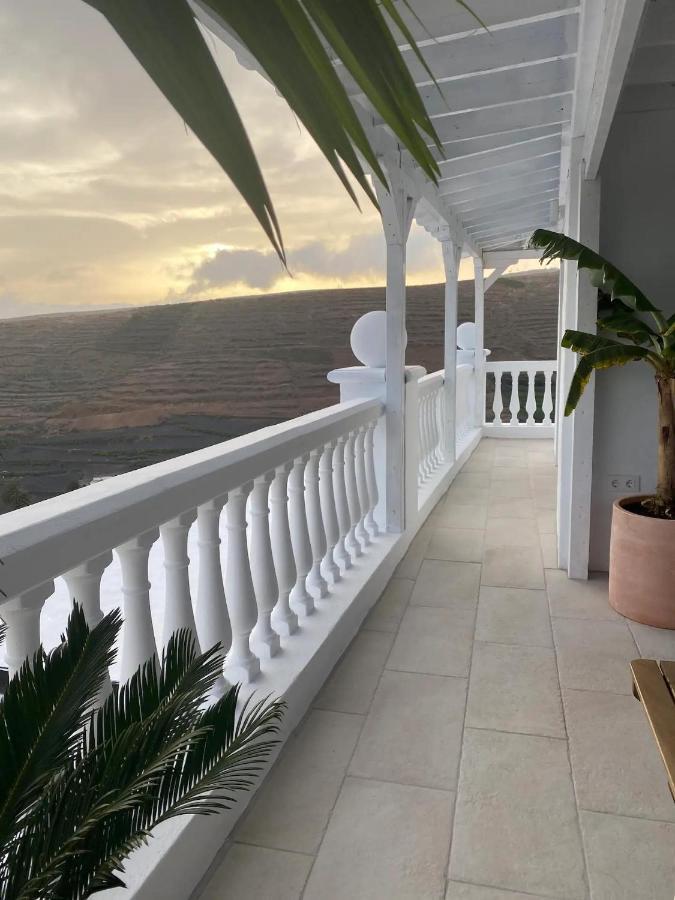 Las Nieves Suites Teguise  Bagian luar foto
