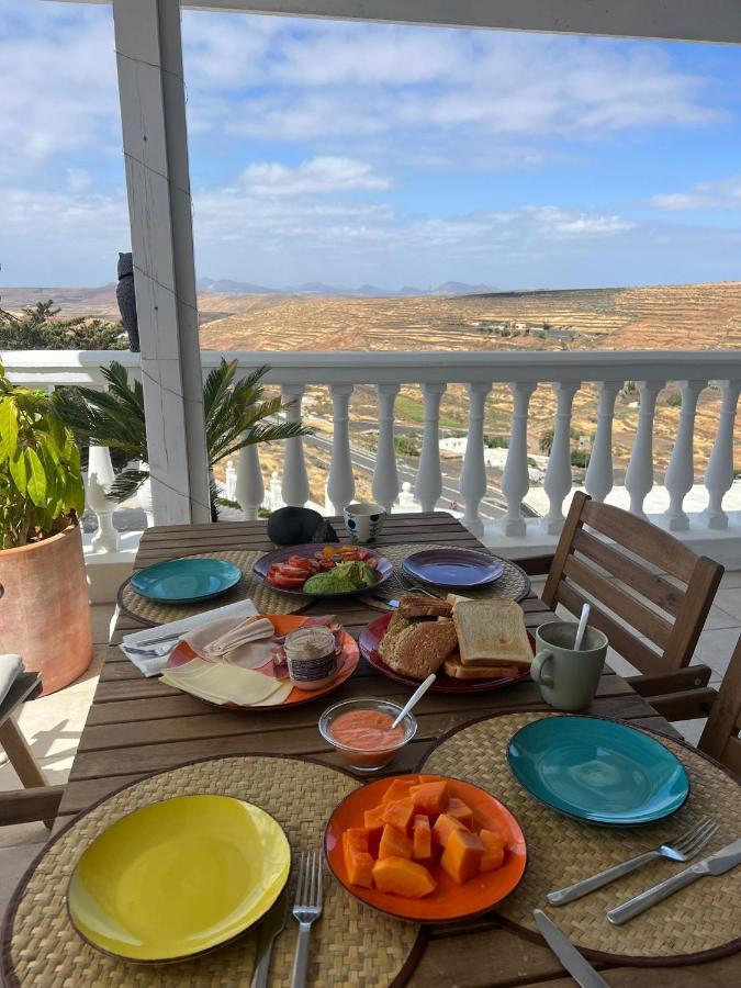 Las Nieves Suites Teguise  Bagian luar foto